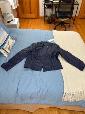 NWT Women’s Navy Faux Leather Moto Jacket with Zip Details